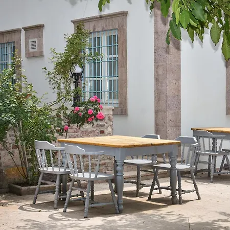 Guest house Lunaria *