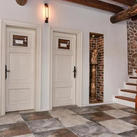 Guest house Lunaria *